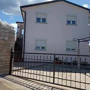 Alina , Umag Kroatien